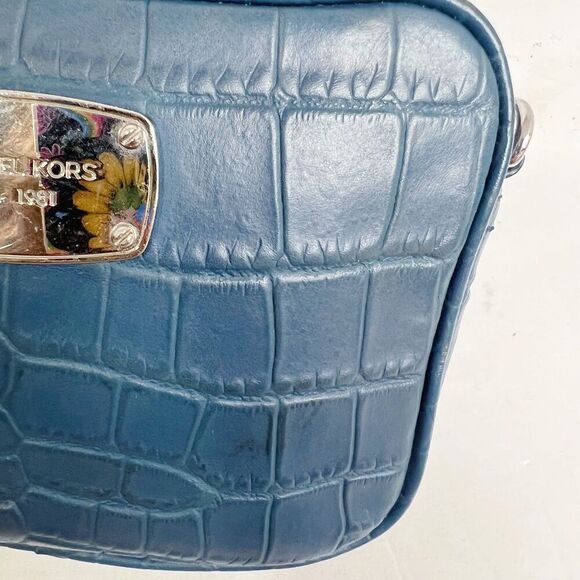 Michael Kors Blue Crocodile Embossed Leather Silver Chain Crossbody Bag Purse - Picture 6 of 8